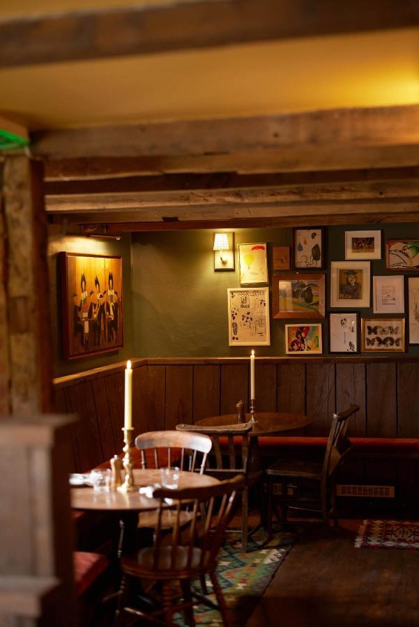 The Queen'S Head 布罗德绰克 外观 照片