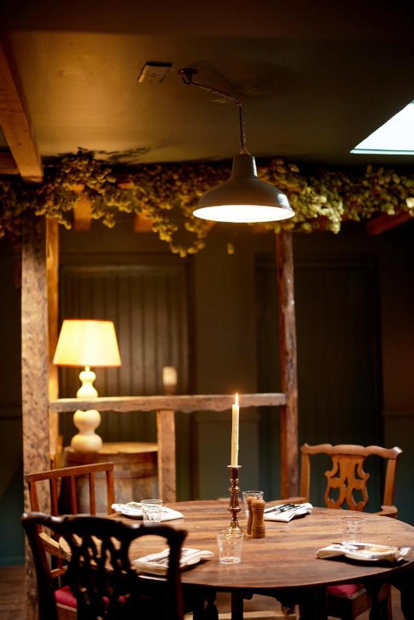 The Queen'S Head 布罗德绰克 外观 照片